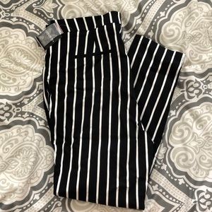 Forever 21 Plus Size skinny pants